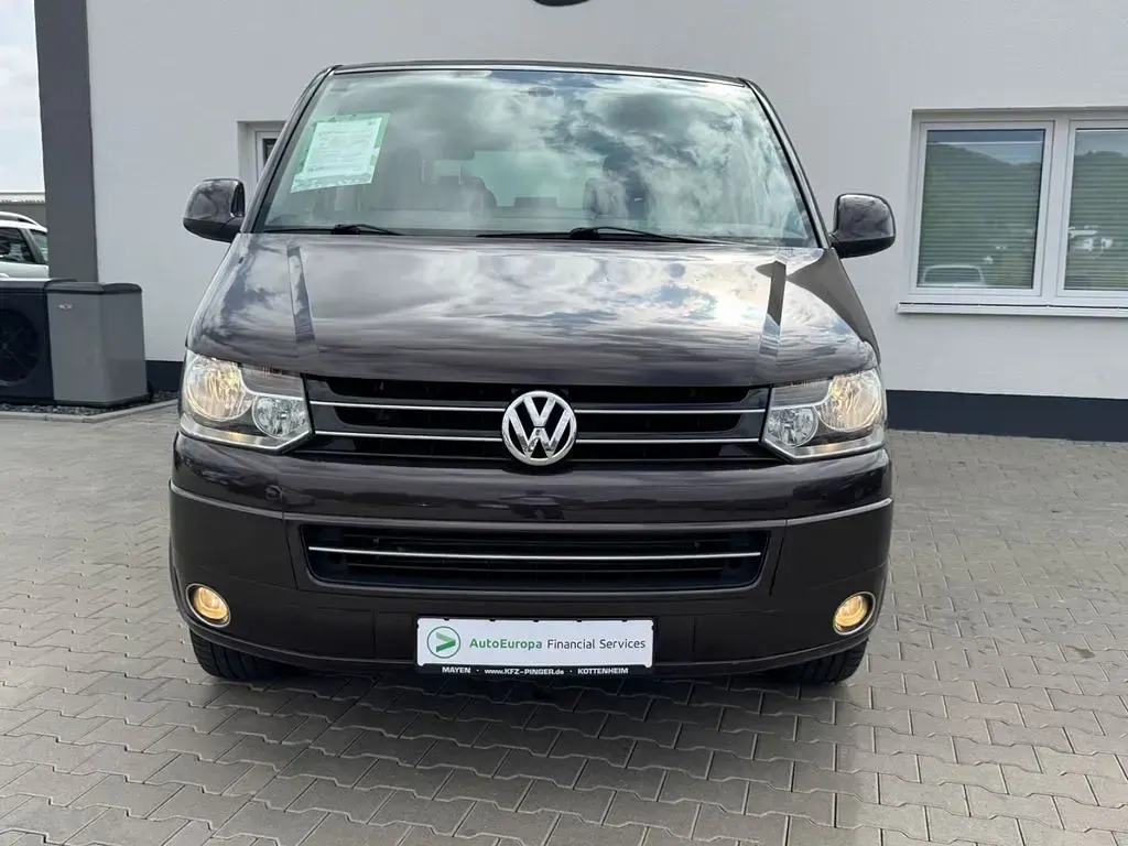 Gebraucht VW Multivan Highline 179 PS (131 kW) 2010 Violett Van / Kleinbus