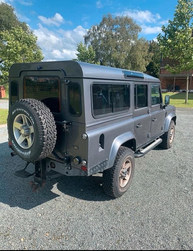 Gebraucht Land Rover Defender 130 PS (95 kW) 2000 Grau SUV