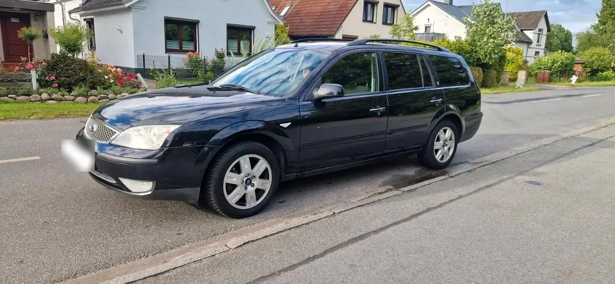 Gebraucht Ford Mondeo 130 PS (95 kW) 2004 Schwarz Kombi