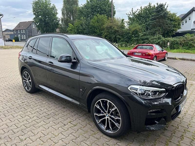 Sophistograu brillanteffekt me Gebraucht 2021 BMW X3 M Sport SUV | 44.990 € (Teuer) - Bild 1/4