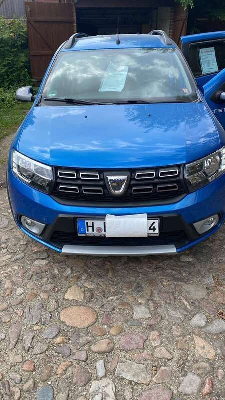 Blau Gebraucht 2019 Dacia Logan MCV Kombi | 10.999 € (Etwas zu teuer) - Bild 1/4