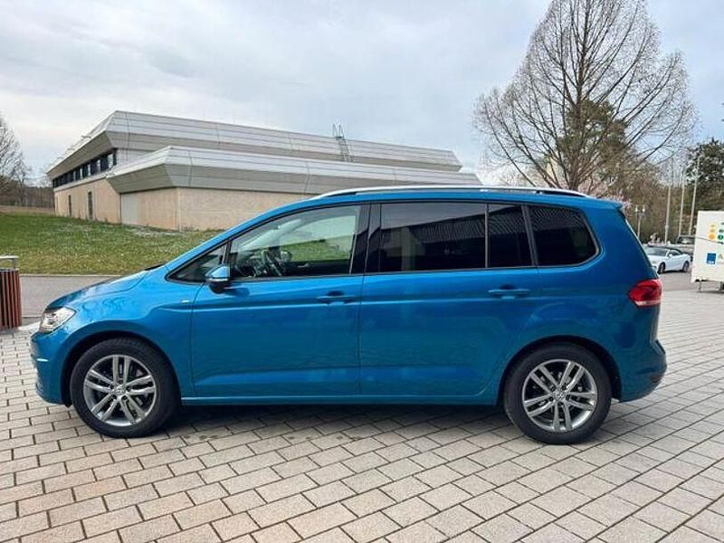 Gebraucht VW Touran Join 150 PS (110 kW) 2018 Blau Van / Kleinbus