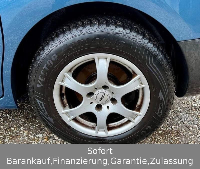 Gebraucht Peugeot Partner Tepee Family 90 PS (66 kW) 2009 Blau Van / Kleinbus