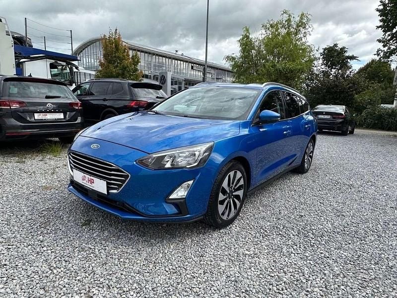 Dynamicblau metallic Gebraucht 2021 Ford Focus Cool & Connect Kombi | 12.499 € (Fairer Preis) - Bild 1/4
