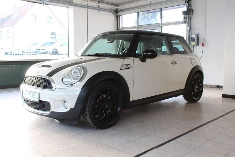 Gebraucht Mini John Cooper Works 174 PS (127 kW) 2008 Weiß Kleinwagen