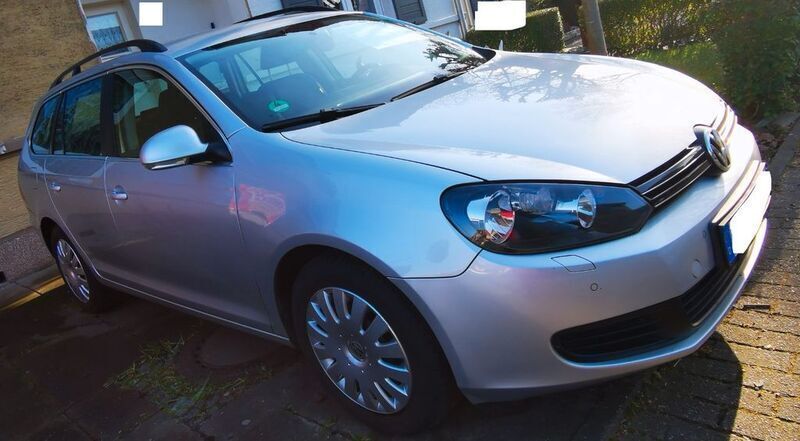 Silber Gebraucht 2010 VW Golf VI Trendline Kombi | 3.990 € (Etwas zu teuer) - Bild 1/4