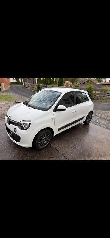 Weiß Gebraucht 2015 Renault Twingo Kleinwagen | 3.990 € (Guter Preis) - Bild 1/4