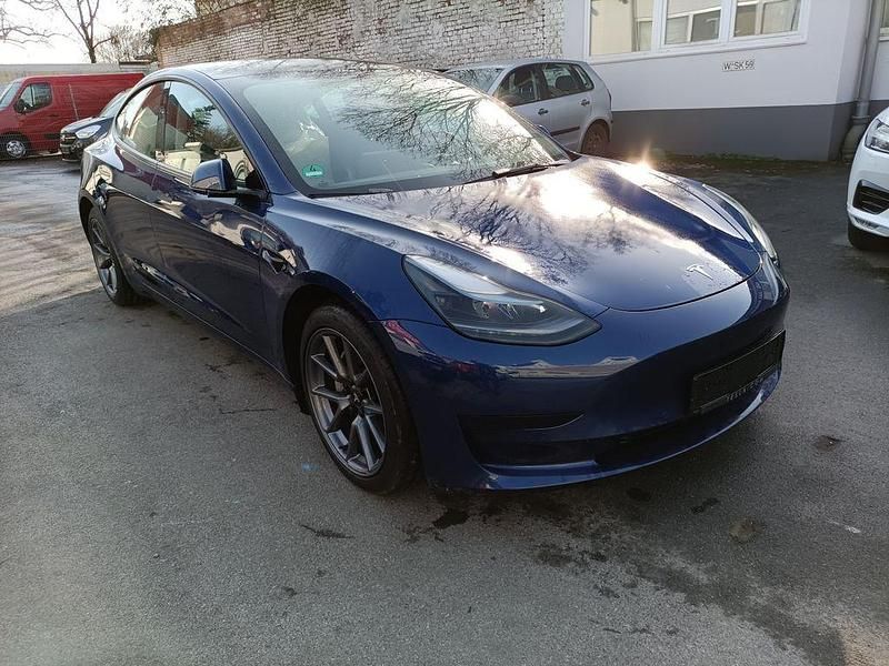 Gebraucht Tesla Model 3 Standard Range 208 kW (283 PS) 2022 Blau Limousine