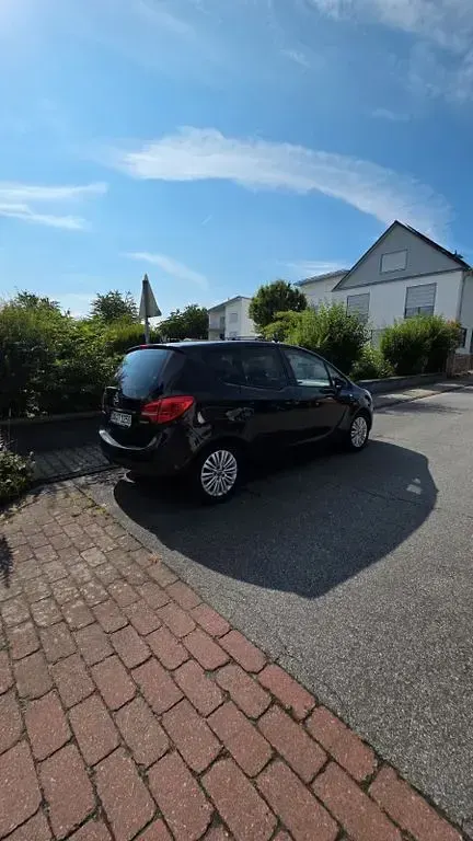 Gebraucht Opel Meriva drive 140 PS (102 kW) 2014 Schwarz Van / Kleinbus