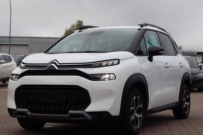 Weiß Gebraucht 2023 Citroën C3 Aircross Shine SUV | 14.193 € (Fairer Preis) - Bild 1/4