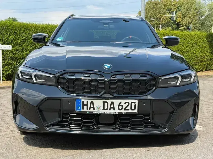 Gebraucht BMW M340 Luxury Line 340 PS (250 kW) 2026 Schwarz (saphirschwarz metallic) Limousine