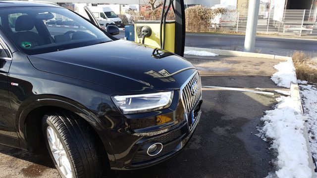 Gebraucht Audi Q3 241 PS (177 kW) 2012 Schwarz SUV