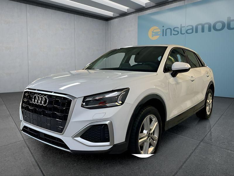 Weiß Gebraucht 2024 Audi Q2 SUV | 29.149 € (Fairer Preis) - Bild 1/4