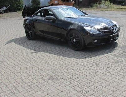Schwarz Gebraucht 2008 Mercedes SLK200 Cabrio | 8.800 € (Guter Preis) - Bild 1/4