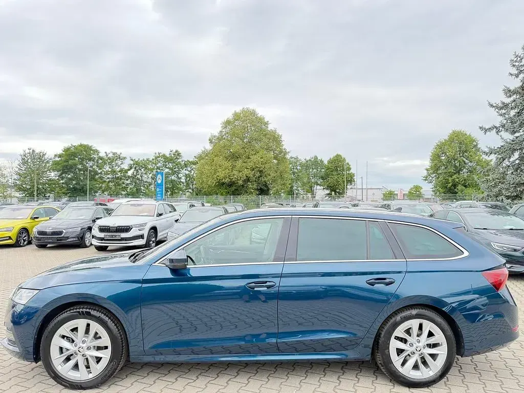 Gebraucht Skoda Octavia Style 150 PS (110 kW) 2023 Blau Limousine