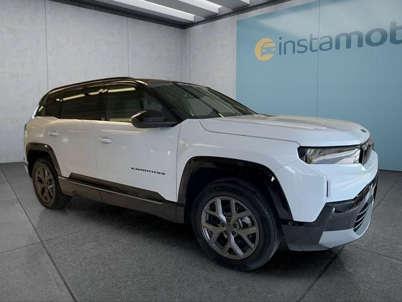 Neu Jeep Compass 145 PS (106 kW) 2026 Weiß SUV
