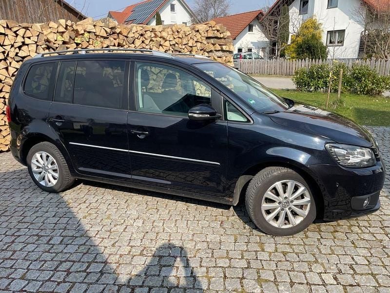 Gebraucht VW Touran Highline 140 PS (102 kW) 2011 Schwarz Van / Kleinbus