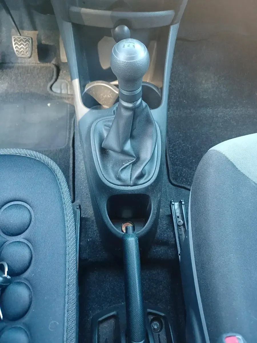 Gebraucht Citroën C1 70 PS (51 kW) 2013 Blau Kleinwagen