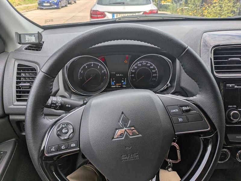 Gebraucht Mitsubishi ASX Plus 117 PS (86 kW) 2019 Silber SUV