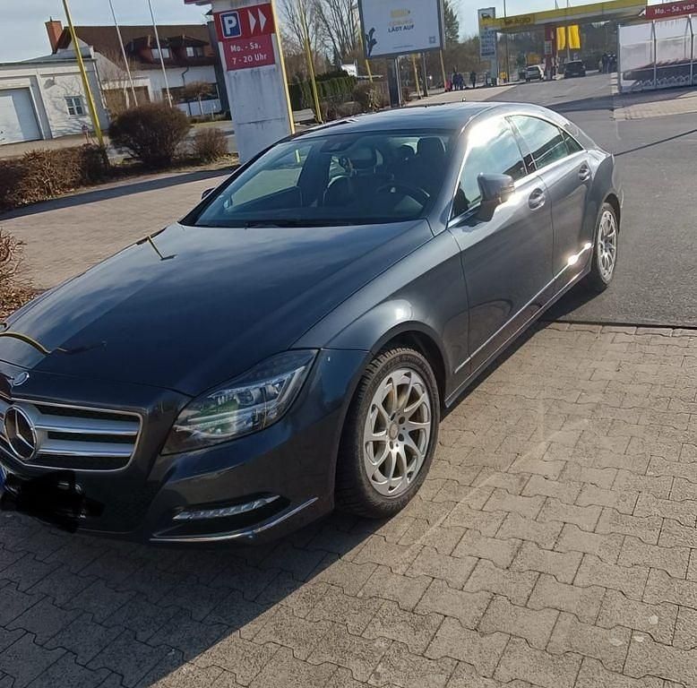 Grau Gebraucht 2014 Mercedes CLS250 Limousine | 15.000 € (Superpreis) - Bild 1/4
