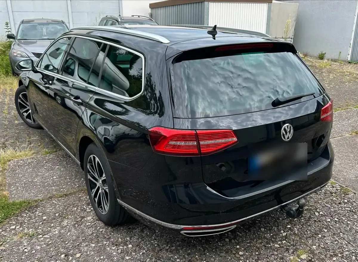 Gebraucht VW Passat 190 PS (139 kW) 2019 Schwarz Kombi