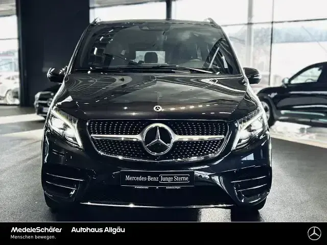 Gebraucht Mercedes V300 Exclusive 237 PS (174 kW) 2023 Graphitgrau Van / Kleinbus
