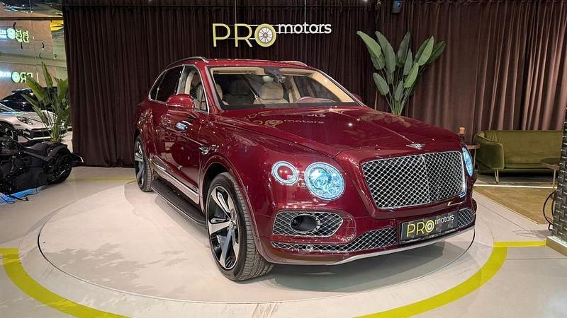 Gebraucht Bentley Bentayga 435 PS (319 kW) 2018 Rot SUV