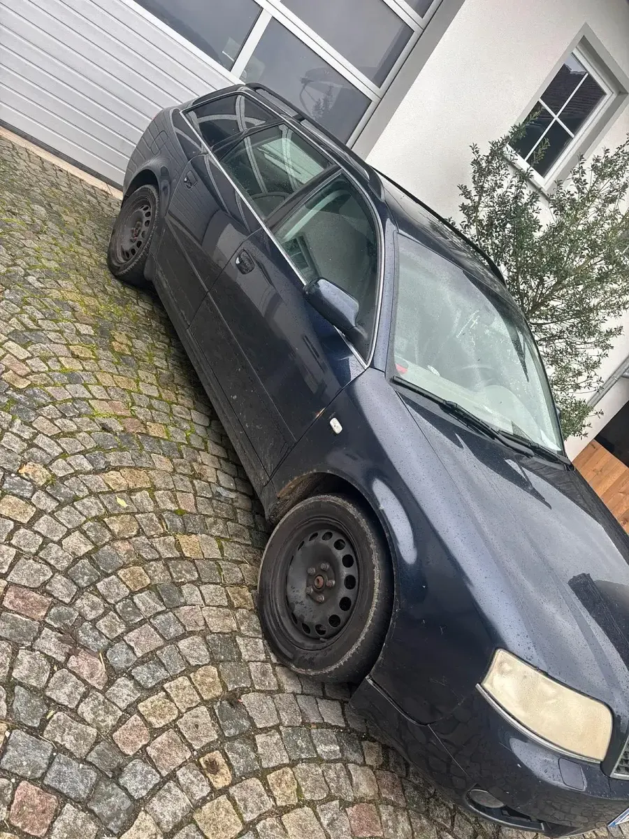 Gebraucht Audi A6 170 PS (125 kW) 2003 Blau Kombi