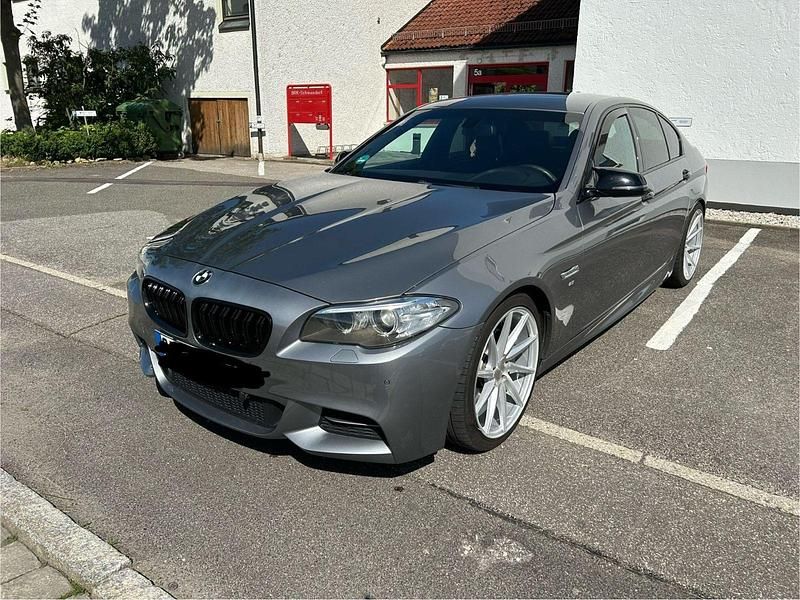 Grau Gebraucht 2014 BMW 530 Performance Limousine | 15.500 € (Fairer Preis) - Bild 1/4