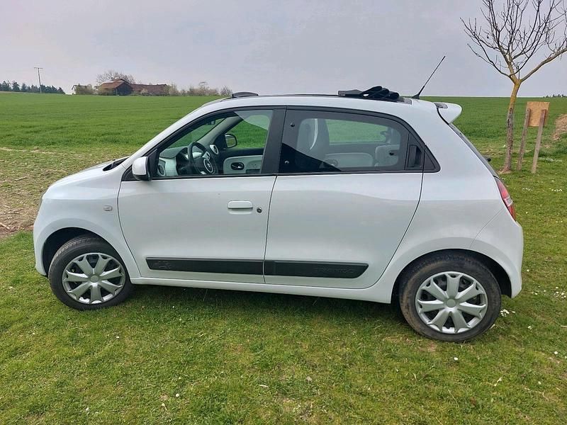 Gebraucht Renault Twingo 90 PS (66 kW) 2015 Weiß Kleinwagen