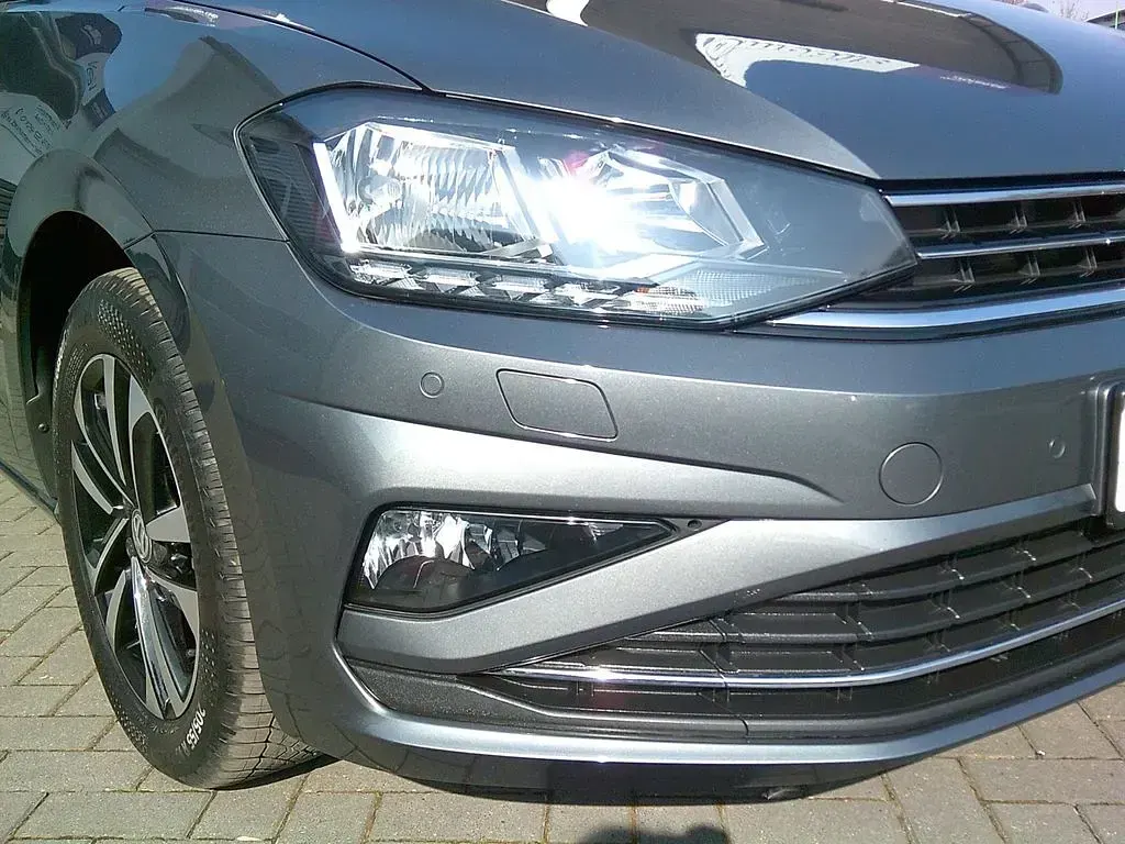 Używany VW Golf United 131 KM (96 kW) 2020 Szary Minivan