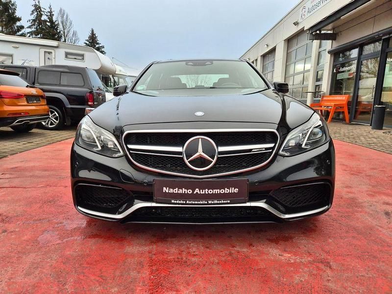 Gebraucht Mercedes E63 AMG AMG 557 PS (409 kW) 2015 Schwarz Limousine