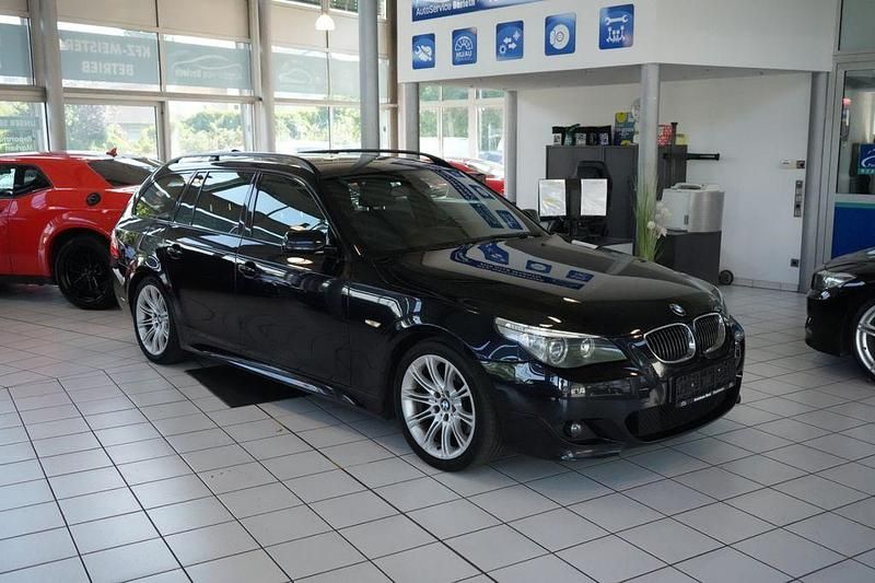 Schwarz Gebraucht 2006 BMW 530 M Sport Kombi | 6.900 € (Fairer Preis) - Bild 1/4