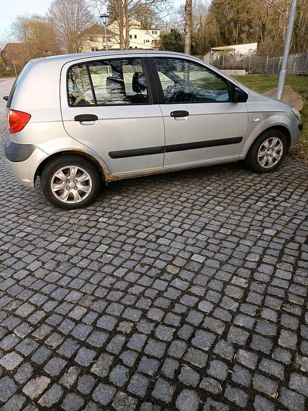Gebraucht Hyundai Getz 63 PS (46 kW) 2006 Silber Kleinwagen