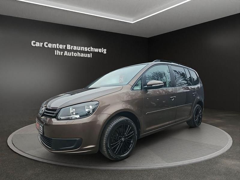 Gebraucht VW Touran Comfortline 105 PS (77 kW) 2011 Braun Van / Kleinbus
