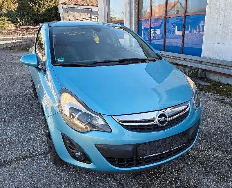 Gebraucht Opel Corsa Color Edition 101 PS (74 kW) 2011 Kleinwagen