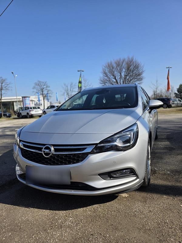 Gebraucht Opel Astra 110 PS (80 kW) 2017 Silber Kombi