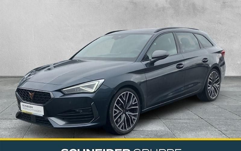Grau Gebraucht 2024 Cupra Leon VZ Kombi | 36.490 € (Guter Preis) - Bild 1/4