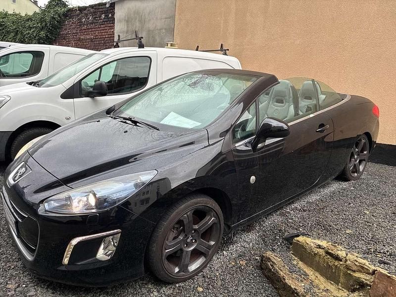 Schwarz Gebraucht 2012 Peugeot 308 CC Roland Garros Cabrio | 5.900 € (Guter Preis) - Bild 1/4