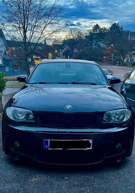 Schwarz Gebraucht 2009 BMW 120 Performance Kleinwagen | 2.900 € (Superpreis) - Bild 1/4