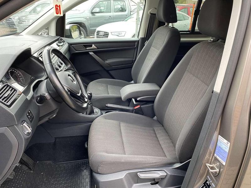 Second-hand VW Caddy 150 CP (110 kW) 2016 Bej Monovolum