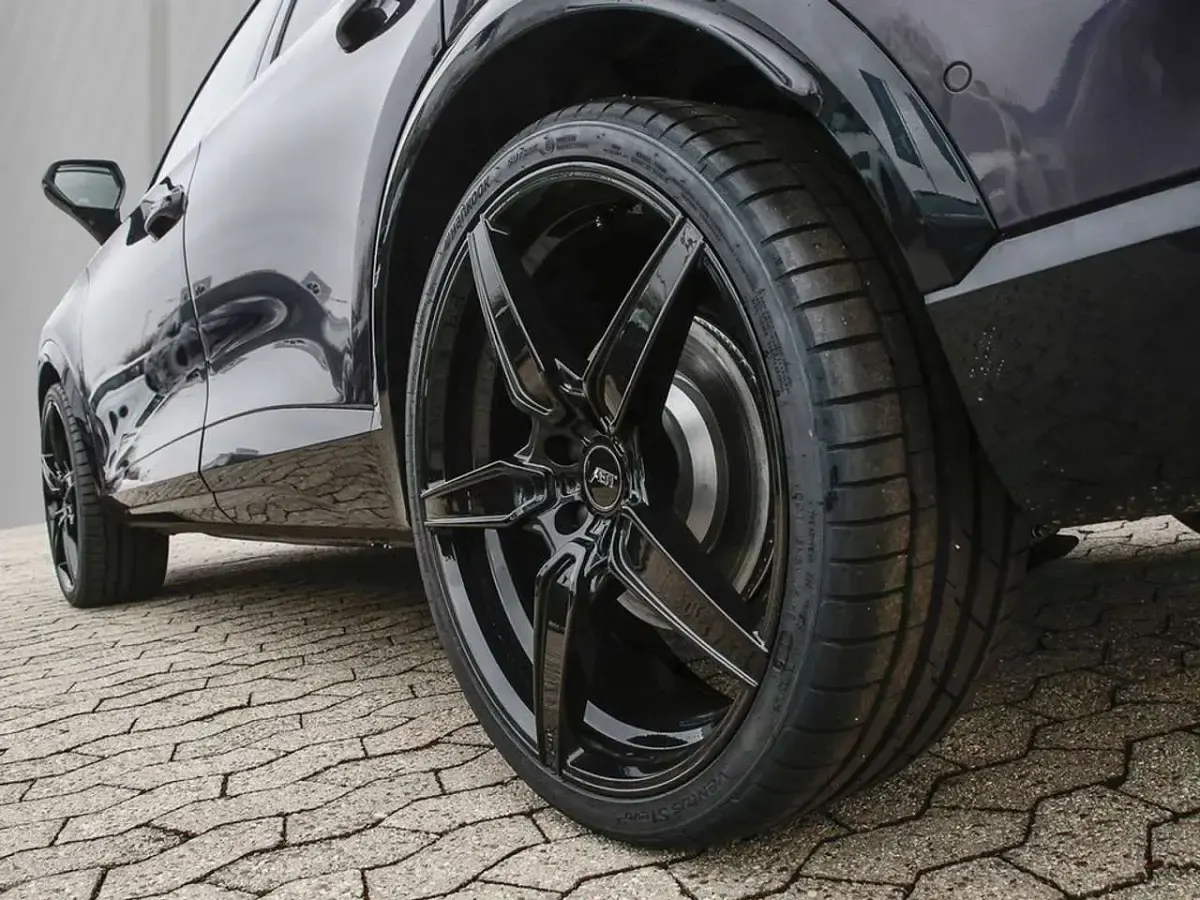 Neu Cupra Formentor VZ 400 PS (294 kW) 2026 Dark void metallic SUV