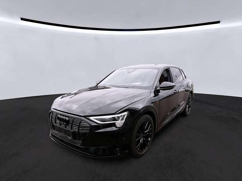 Gebraucht Audi e-tron Advanced 230 kW (313 PS) 2022 Brillantschwarz SUV