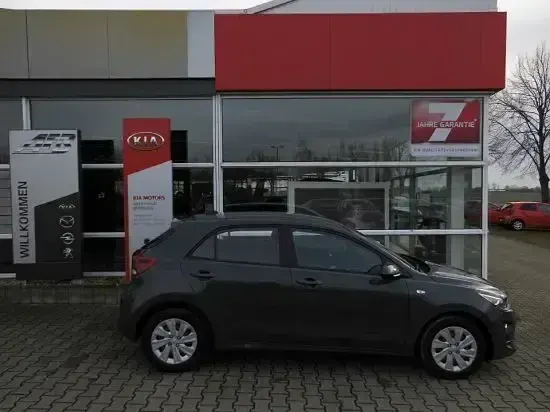 Gebraucht Kia Rio Comfort 84 PS (61 kW) 2023 Grau Kleinwagen
