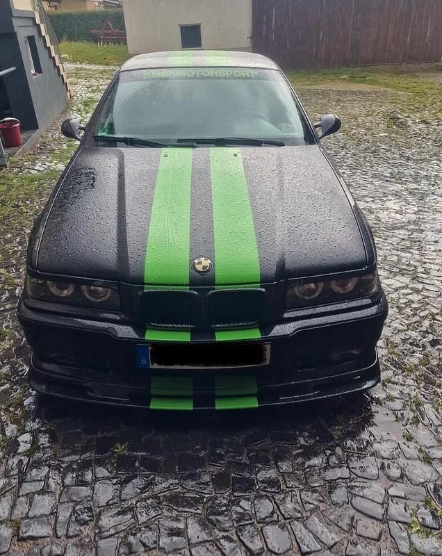 Gebraucht BMW 323 170 PS (125 kW) 1997 Schwarz Coupé