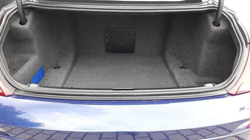 Second-hand BMW M6 507 CP (372 kW) 2010 Albastru Coupe