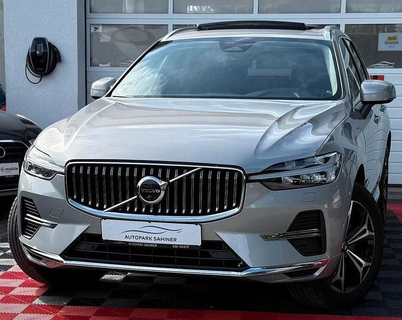 Grau Gebraucht 2022 Volvo XC60 SUV | 38.499 € (Superpreis) - Bild 1/4