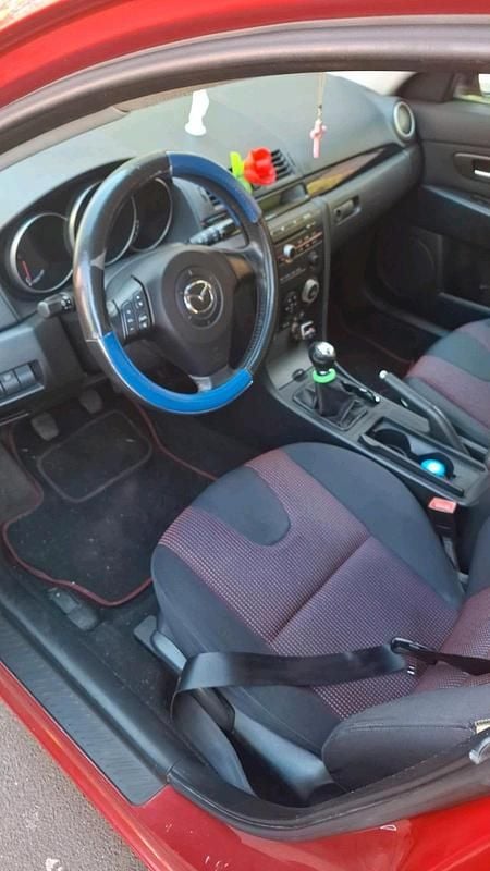 Usata Mazda 3 105 CV (77 kW) 2005 Rosso Berlina