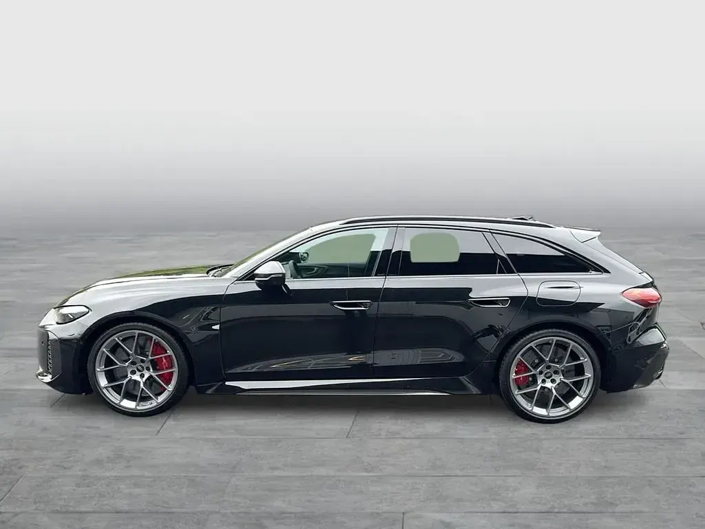 Gebraucht Audi RS5 Sport 639 PS (469 kW) 2026 Schwarz Kombi