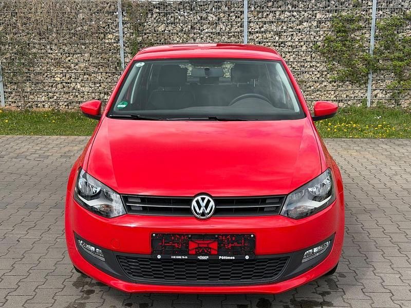 Used VW Polo 86 HP (63 kW) 2011 Red Hatchback